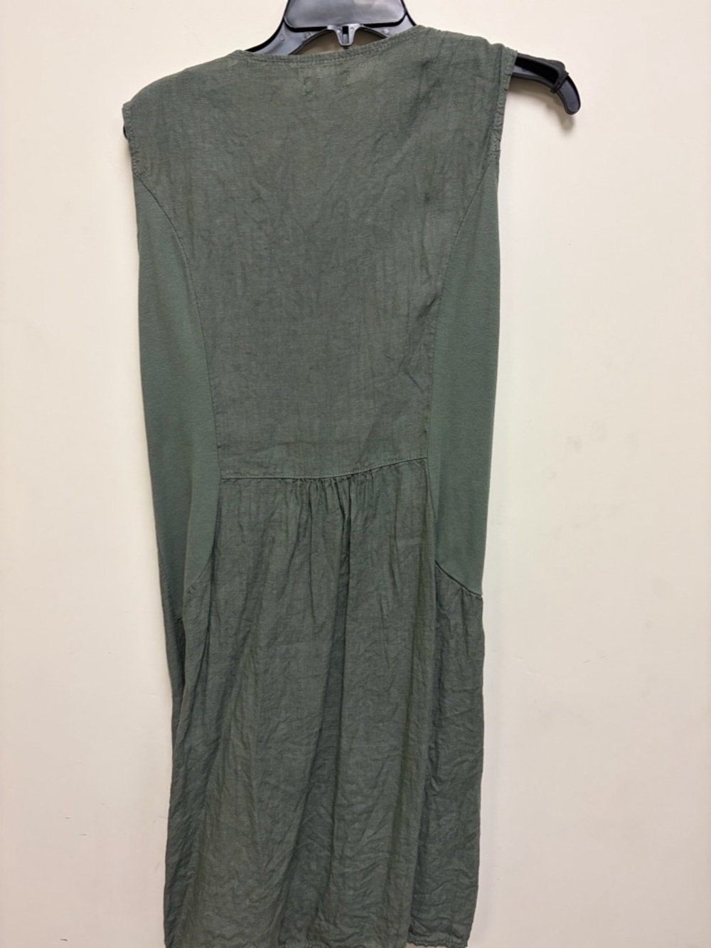Lina Tomei Linen dress with Crystal Embellished V-Neck - Picture 4 of 4